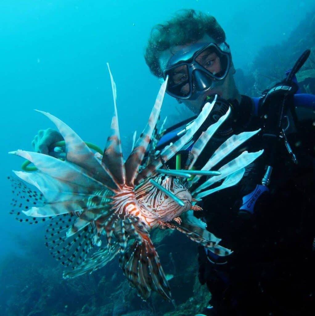 Lionfish Hunt Experience bij Jan Thiel Diving: Bescherm de riffen van Curaçao en geniet van een heerlijke maaltijd