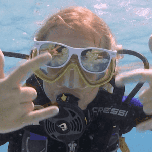 Duik in avontuur: Het PADI Bubblemaker programma op Curacao