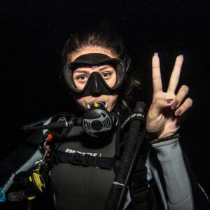 Ontdek de betovering van nachtduiken op Curaçao