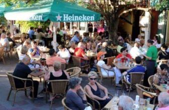 Plein Cafe Wilhelmina Curacao