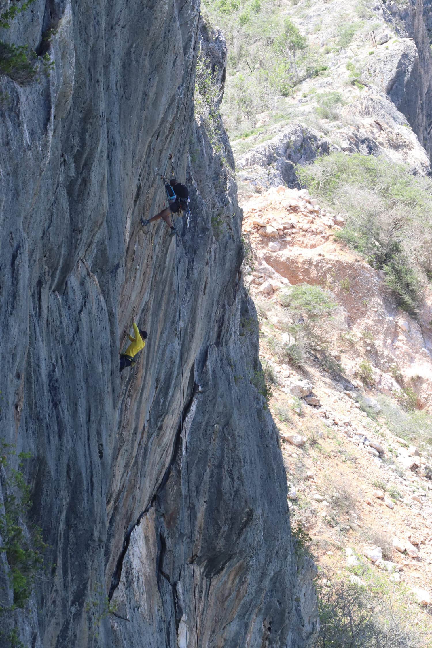 Explore Curaçao: Full Day Guided Climbing Tour