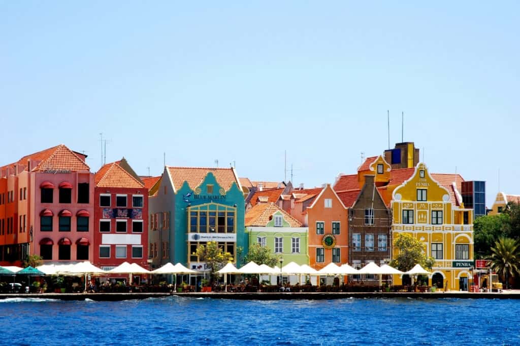 Can you speak English in Curaçao