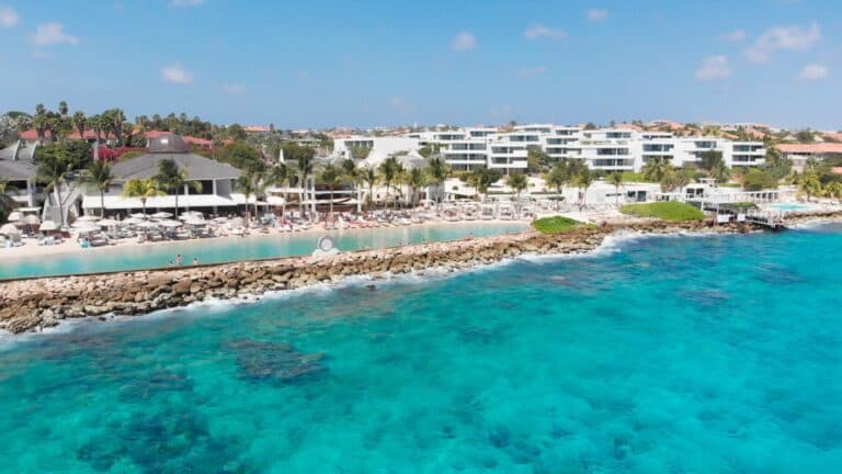 Papagayo Beach Club