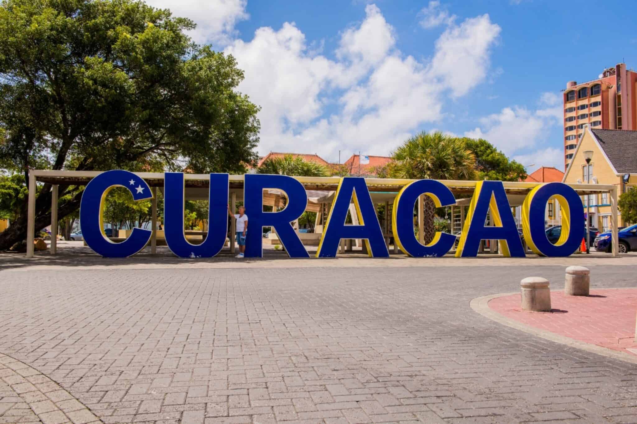 curacao-sign-2048x1365.jpg