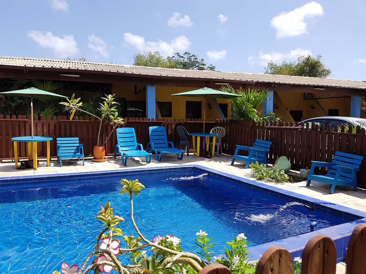 Cecil Paradise Apartments