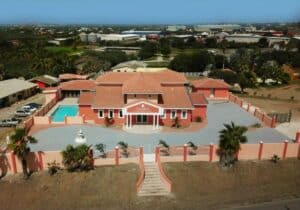 Omira Apartment Suites