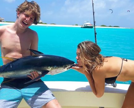 Private Yacht Charter – 8 Hours